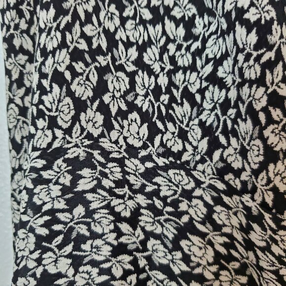 Casual Corner Dress Black Floral Size 8 Size Zip Lined - Picture 7 of 13